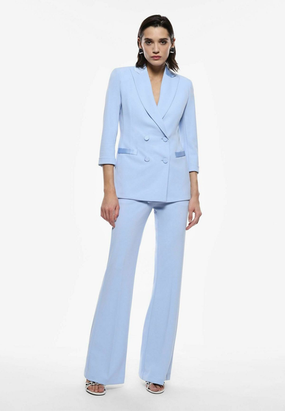 Splendido tailleur vestibilita regolare giacca foderata pantalone con vestibilità regolare Made in italy 🇮🇹