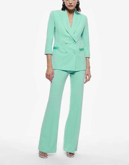 Splendido tailleur vestibilita regolare giacca foderata pantalone con vestibilità regolare Made in italy 🇮🇹